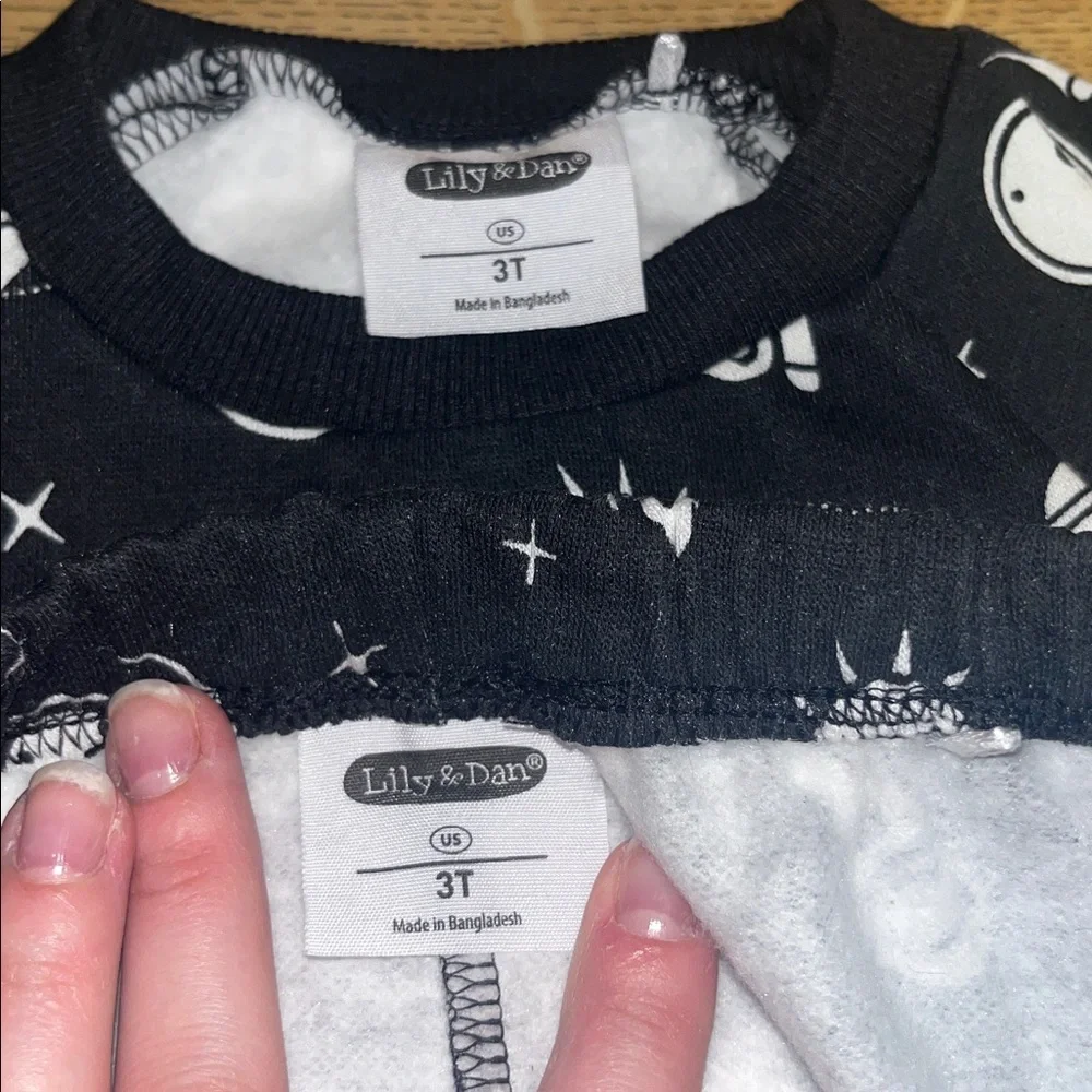 NWOT Lily & Dan 3T Children's Matching Sweatshirt & Joggers Set Astronaut Space